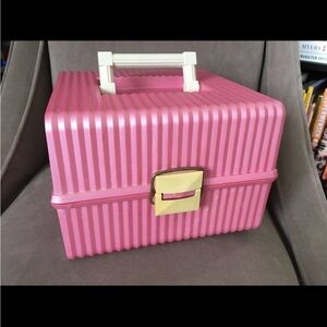 Vtg 90's Sassaby Model #101 Make-Up Train Case - Blush Pink